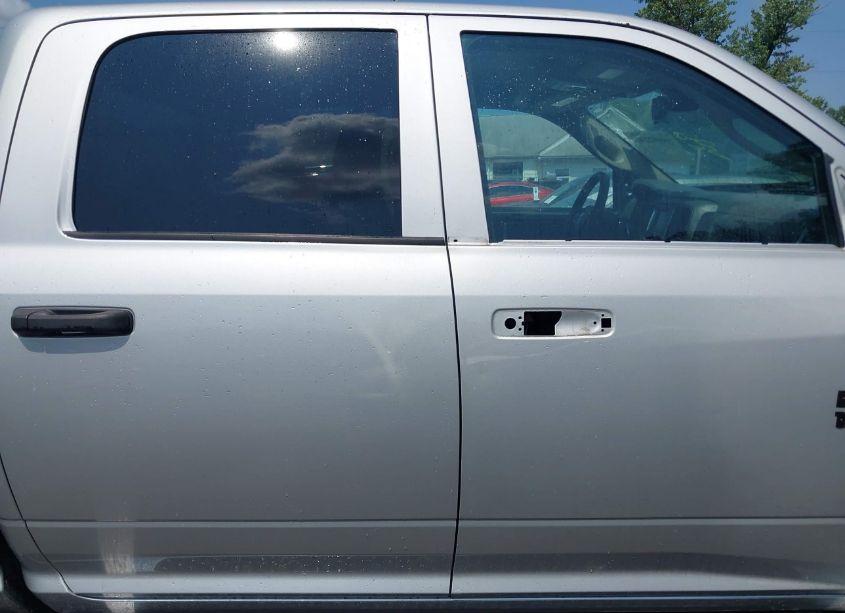 Photo 14 of 2016 Ram 1500 EXPRESS (VIN 1C6RR6KT0GS182957)