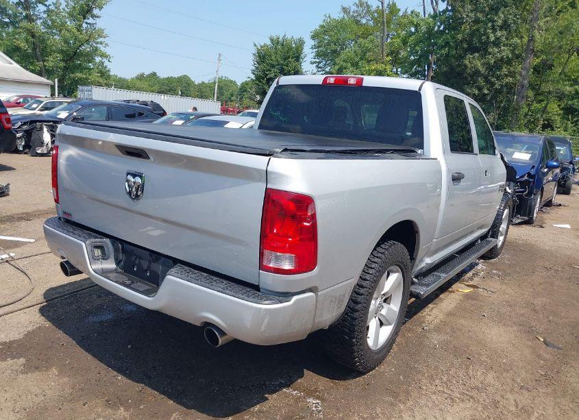 Photo 4 of 2016 Ram 1500 EXPRESS (VIN 1C6RR6KT0GS182957)