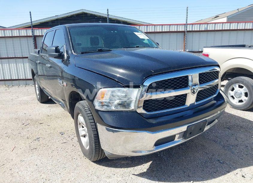 2018 Ram 1500 TRADESMAN 4X2 5'7 BOX (VIN 1C6RR6KT0JS295248) main photo