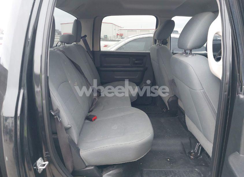 Photo 8 of 2018 Ram 1500 TRADESMAN 4X2 5'7 BOX (VIN 1C6RR6KT0JS295248)