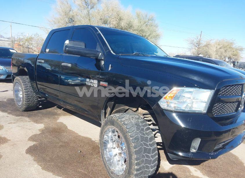 2015 Ram 1500 EXPRESS (VIN 1C6RR6KT1FS517948) main photo