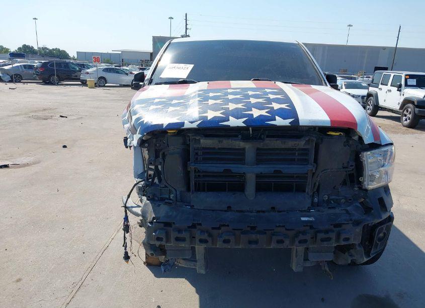 Photo 13 of 2018 Ram 1500 EXPRESS 4X2 5'7 BOX (VIN 1C6RR6KT1JS350158)