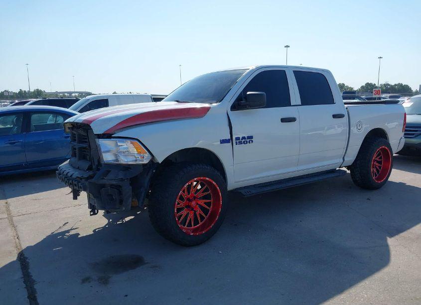 Photo 2 of 2018 Ram 1500 EXPRESS 4X2 5'7 BOX (VIN 1C6RR6KT1JS350158)