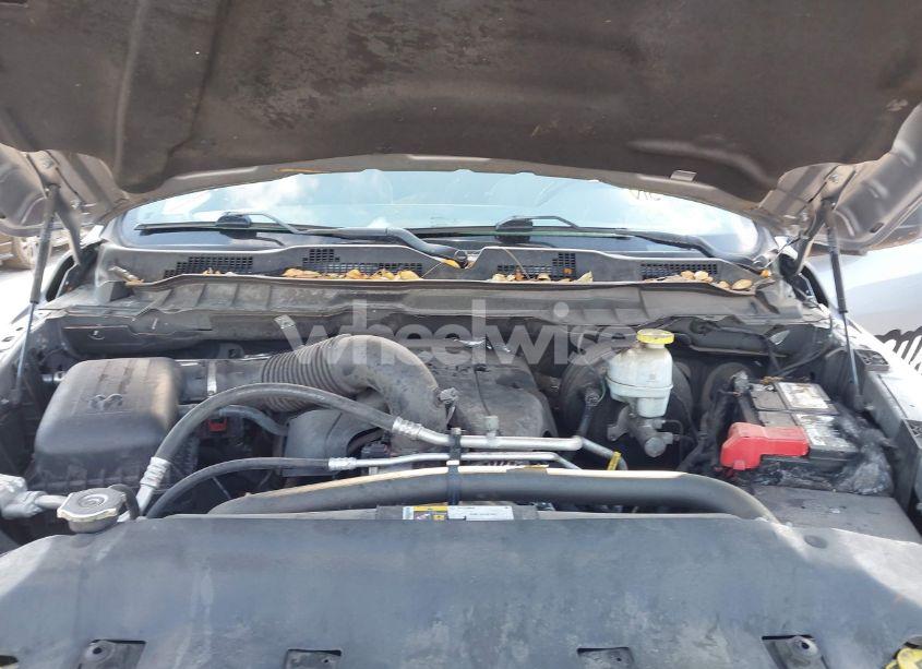 Photo 10 of 2019 Ram 1500 CLASSIC TRADESMAN 4X2 5'7 BOX (VIN 1C6RR6KT1KS746771)