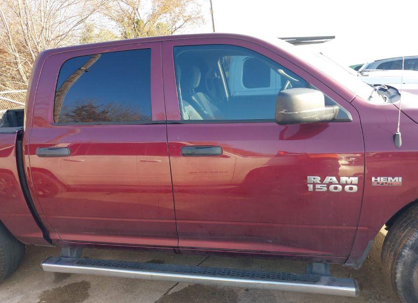 Photo 13 of 2016 Ram 1500 EXPRESS (VIN 1C6RR6KT2GS304797)