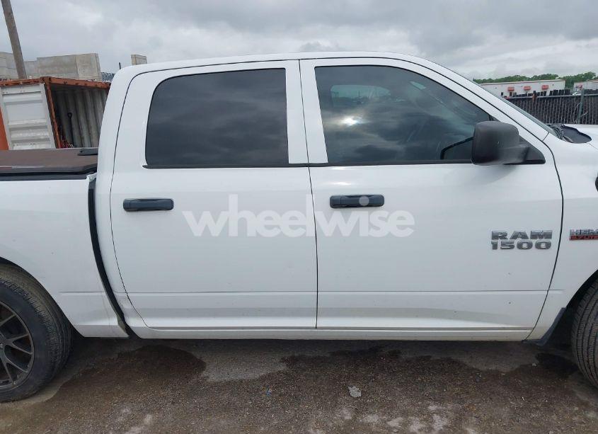 Photo 13 of 2015 Ram 1500 EXPRESS (VIN 1C6RR6KT3FS664126)