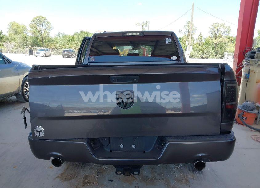 Photo 17 of 2018 Ram 1500 EXPRESS 4X2 5'7 BOX (VIN 1C6RR6KT3JS305402)