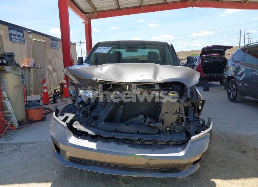 Photo 6 of 2018 Ram 1500 EXPRESS 4X2 5'7 BOX (VIN 1C6RR6KT3JS305402)