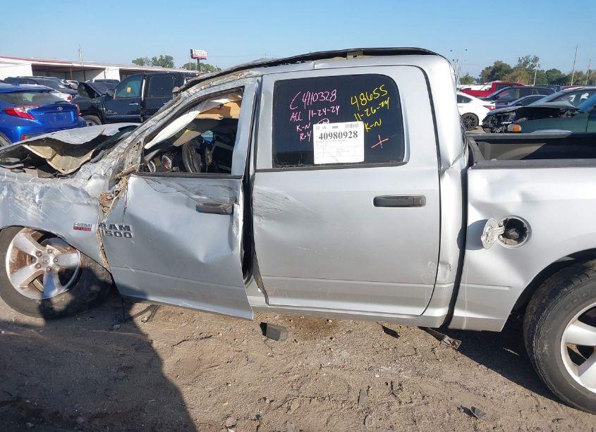 Photo 13 of 2014 Ram 1500 EXPRESS (VIN 1C6RR6KT5ES122508)