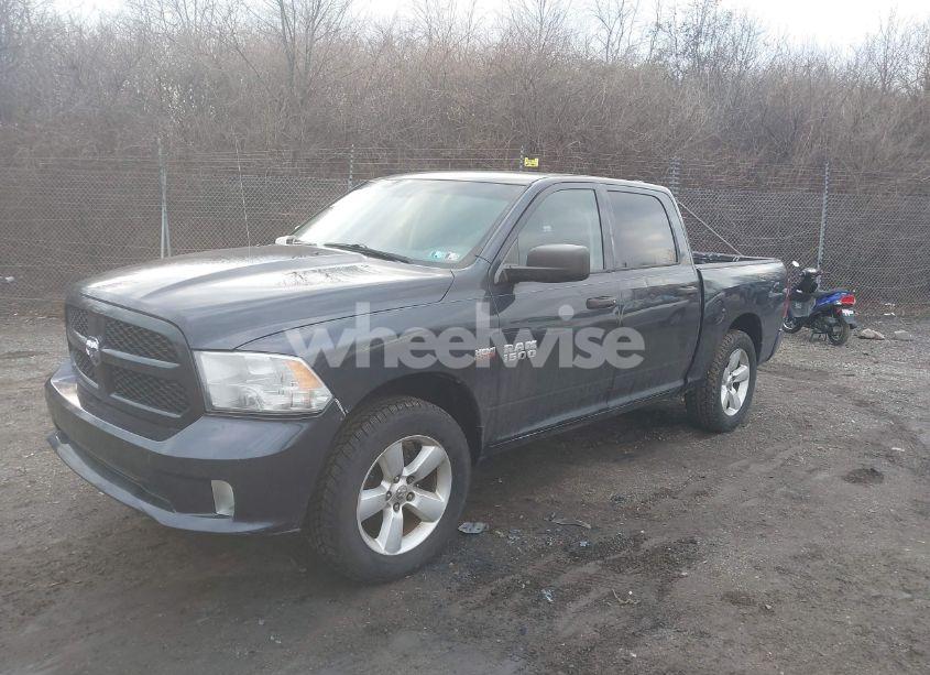 Photo 2 of 2015 Ram 1500 EXPRESS (VIN 1C6RR6KT5FS530184)