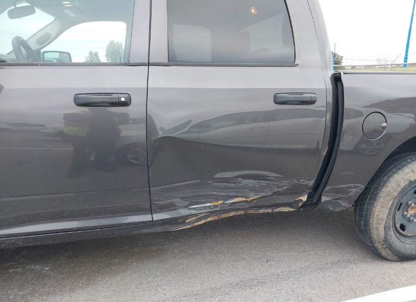 Photo 6 of 2019 Ram 1500 CLASSIC TRADESMAN 4X2 5'7 BOX (VIN 1C6RR6KT6KS562460)