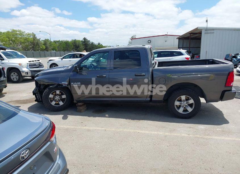 Photo 15 of 2018 Ram 1500 EXPRESS 4X2 5'7 BOX (VIN 1C6RR6KT7JS350875)