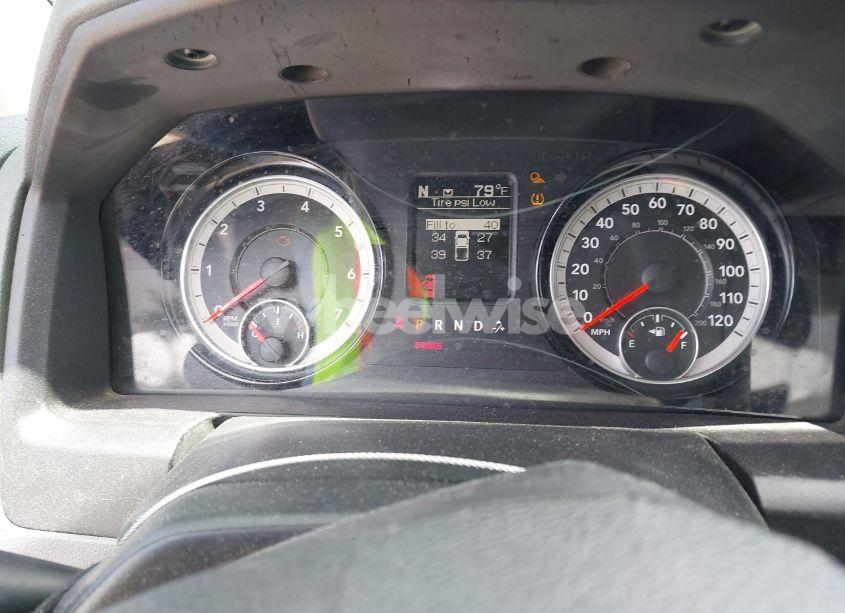 Photo 7 of 2018 Ram 1500 EXPRESS 4X2 5'7 BOX (VIN 1C6RR6KT7JS350875)