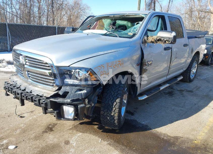 Photo 2 of 2013 Ram 1500 EXPRESS (VIN 1C6RR6KT8DS571308)