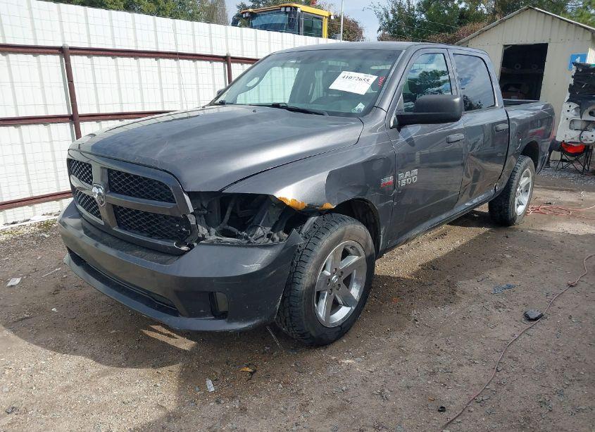 Photo 2 of 2017 Ram 1500 EXPRESS 4X2 5'7 BOX (VIN 1C6RR6KT9HS513519)