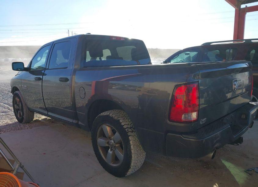 Photo 14 of 2018 Ram 1500 EXPRESS 4X2 5'7 BOX (VIN 1C6RR6KT9JS305386)