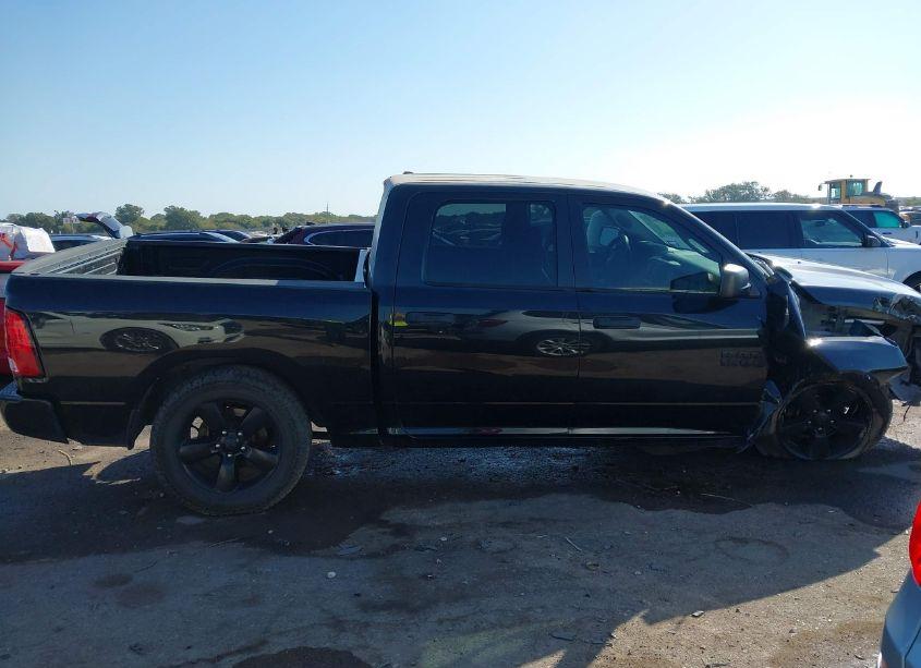 Photo 13 of 2017 Ram 1500 EXPRESS 4X2 5'7 BOX (VIN 1C6RR6KTXHS524058)