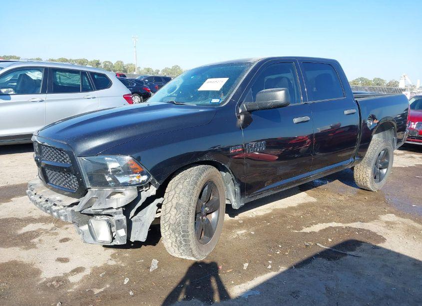 Photo 2 of 2017 Ram 1500 EXPRESS 4X2 5'7 BOX (VIN 1C6RR6KTXHS524058)