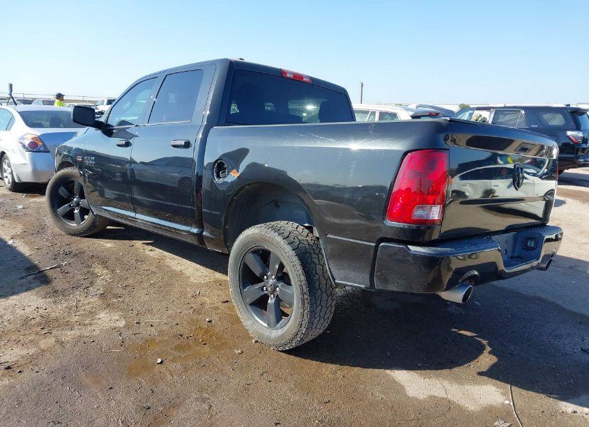 Photo 3 of 2017 Ram 1500 EXPRESS 4X2 5'7 BOX (VIN 1C6RR6KTXHS524058)