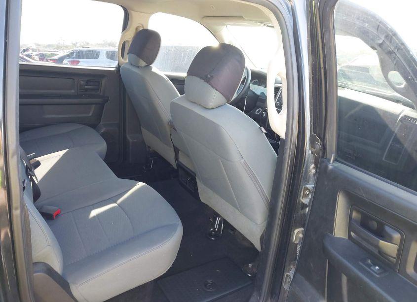 Photo 8 of 2017 Ram 1500 EXPRESS 4X2 5'7 BOX (VIN 1C6RR6KTXHS524058)