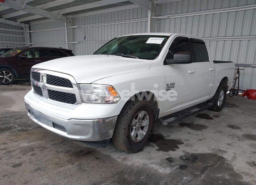 Photo 2 of 2021 Ram 1500 CLASSIC SLT 4X2 5'7 BOX (VIN 1C6RR6LG0MS533587)