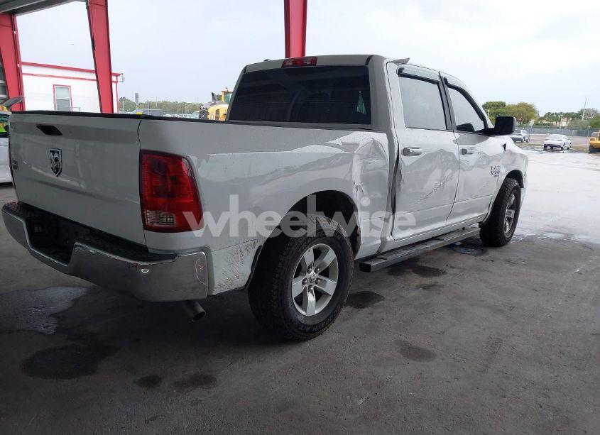 Photo 4 of 2021 Ram 1500 CLASSIC SLT 4X2 5'7 BOX (VIN 1C6RR6LG0MS533587)