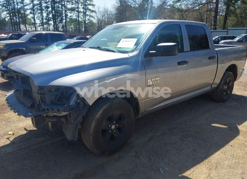 Photo 2 of 2022 Ram 1500 CLASSIC (VIN 1C6RR6LG0NS203367)