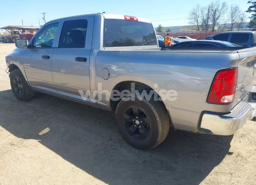 Photo 3 of 2022 Ram 1500 CLASSIC (VIN 1C6RR6LG0NS203367)