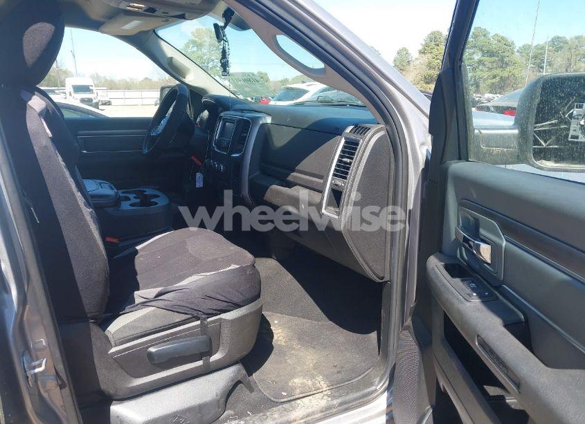 Photo 5 of 2022 Ram 1500 CLASSIC (VIN 1C6RR6LG0NS203367)