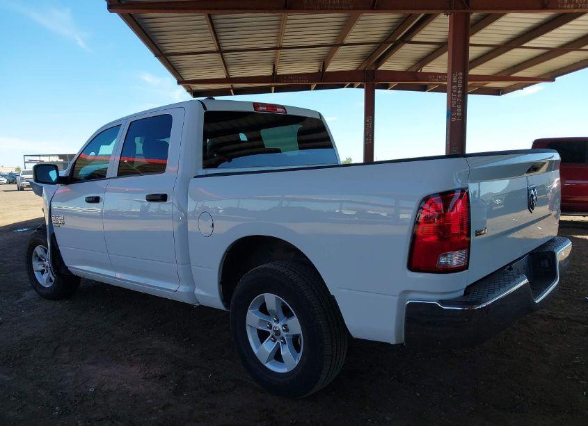 Photo 3 of 2022 Ram 1500 CLASSIC SLT 4X2 5'7 BOX (VIN 1C6RR6LG0NS234893)