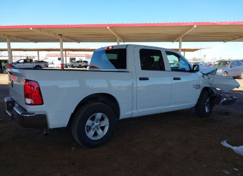 Photo 4 of 2022 Ram 1500 CLASSIC SLT 4X2 5'7 BOX (VIN 1C6RR6LG0NS234893)