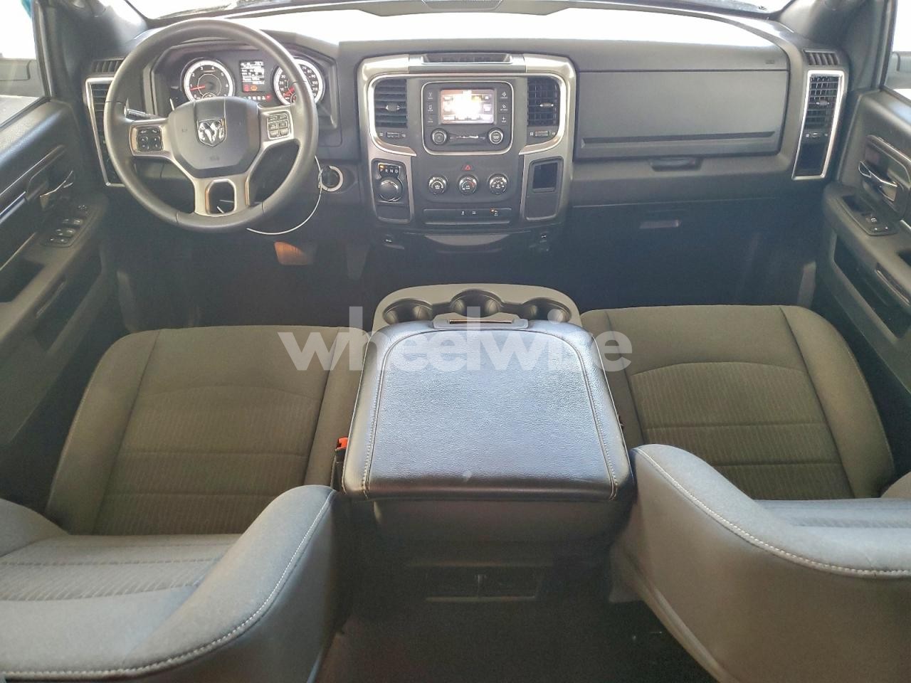 Photo 8 of 2024 RAM 1500 CLASSIC SLT (VIN 1C6RR6LG0RS128515)