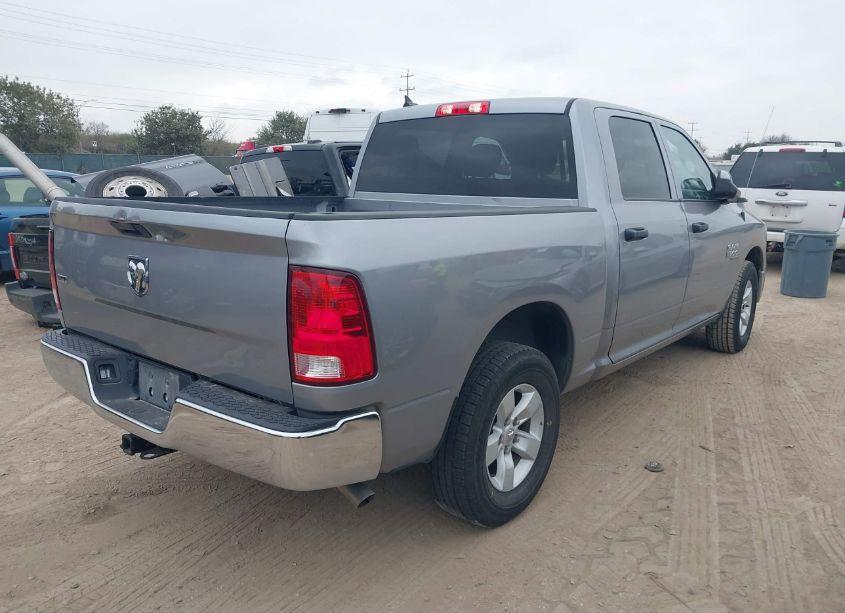 Photo 4 of 2023 Ram 1500 CLASSIC SLT 4X2 5'7 BOX (VIN 1C6RR6LG1PS518746)