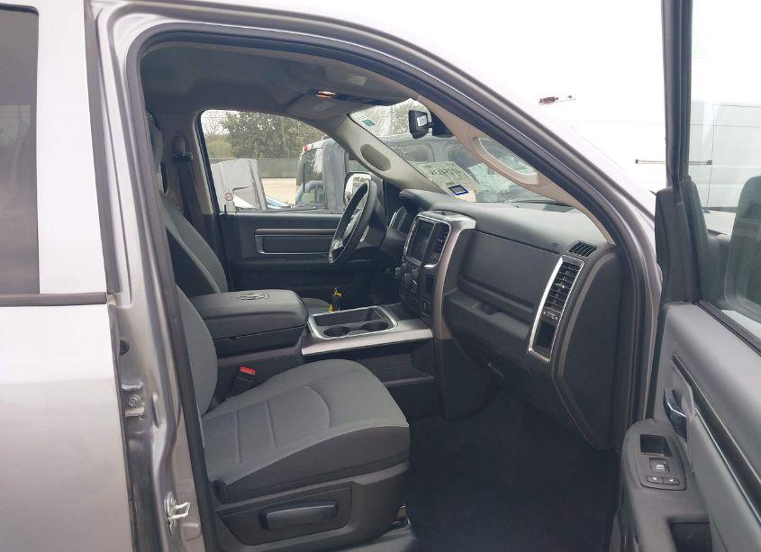 Photo 5 of 2023 Ram 1500 CLASSIC SLT 4X2 5'7 BOX (VIN 1C6RR6LG1PS518746)