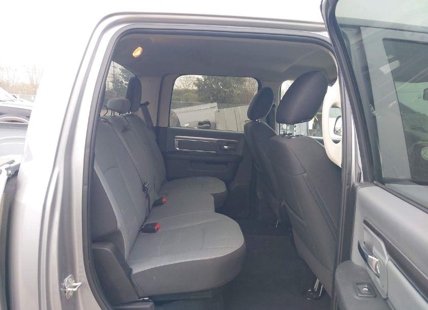 Photo 8 of 2023 Ram 1500 CLASSIC SLT 4X2 5'7 BOX (VIN 1C6RR6LG1PS518746)