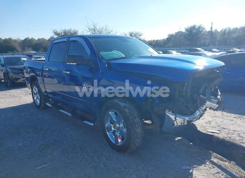 2018 Ram 1500 BIG HORN 4X2 5'7 BOX (VIN 1C6RR6LG2JS174075) main photo