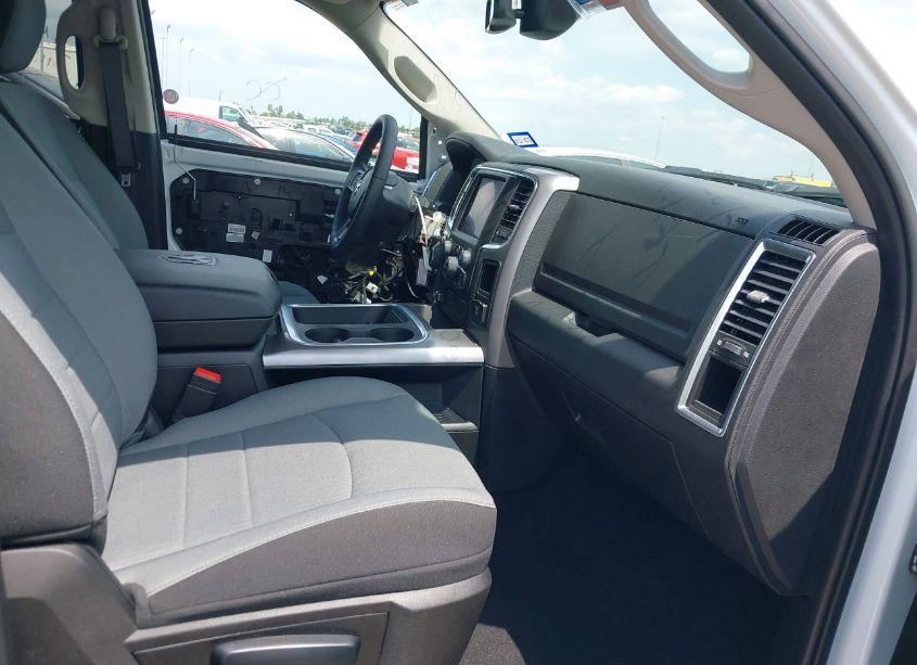 Photo 5 of 2023 Ram 1500 CLASSIC SLT 4X2 5'7" BOX (VIN 1C6RR6LG2PS541999)