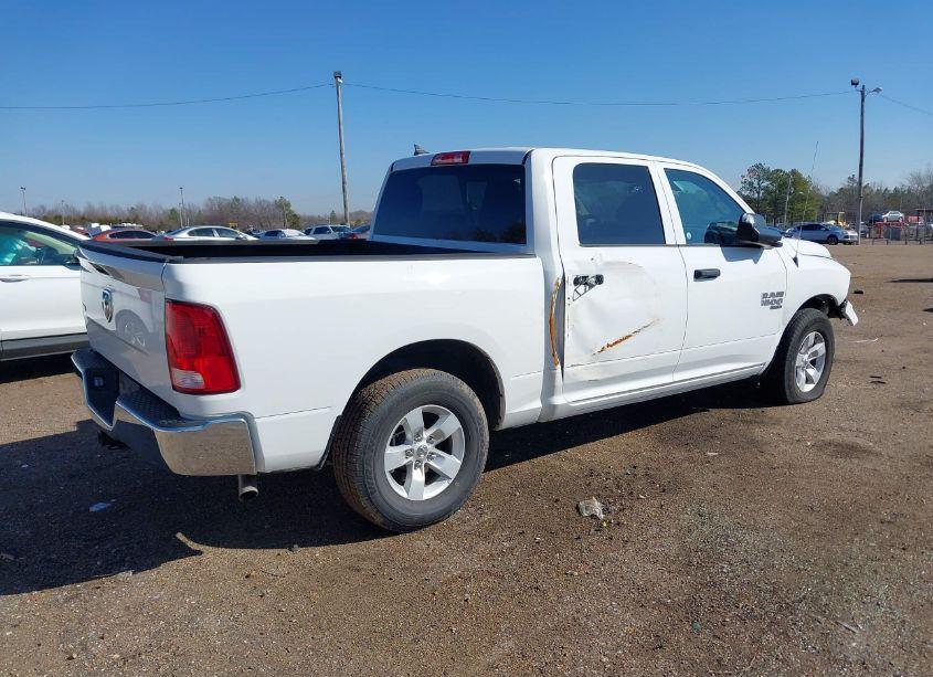 Photo 4 of 2022 Ram 1500 CLASSIC (VIN 1C6RR6LG3NS192641)