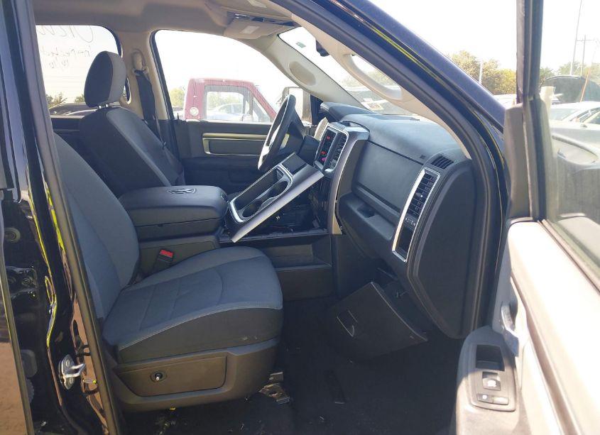 Photo 5 of 2023 Ram 1500 CLASSIC SLT 4X2 5'7 BOX (VIN 1C6RR6LG3PS518697)