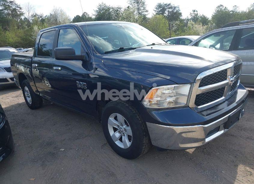 2017 Ram 1500 SLT 4X2 5'7 BOX (VIN 1C6RR6LG4HS670828) main photo