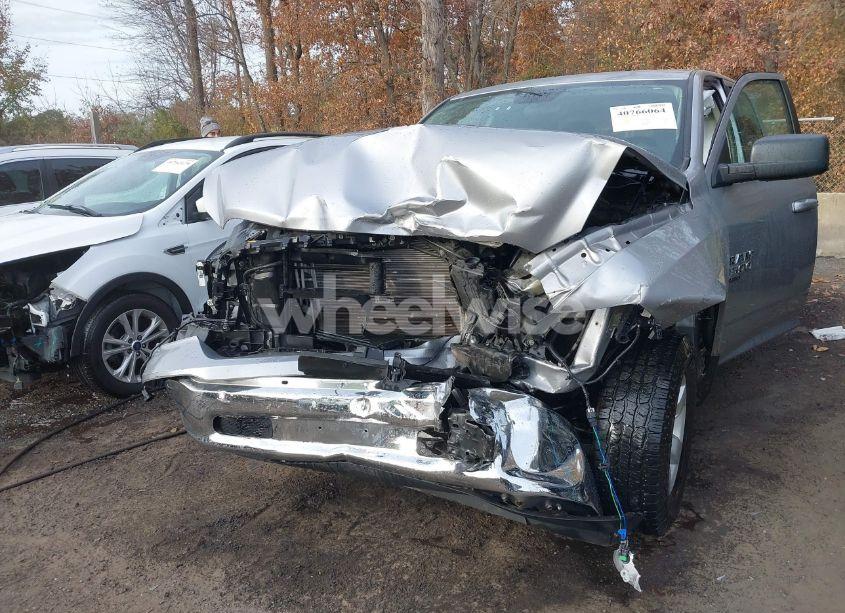 Photo 6 of 2021 Ram 1500 CLASSIC SLT 4X2 5'7 BOX (VIN 1C6RR6LG4MS530160)