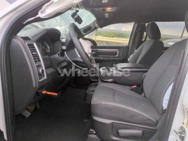 2024 RAM 1500 CLASSIC SLT (VIN 1C6RR6LG4RS128873) main photo