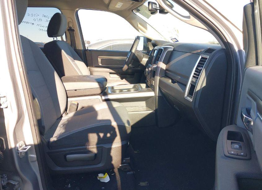 Photo 5 of 2023 Ram 1500 CLASSIC SLT 4X2 5'7" BOX (VIN 1C6RR6LG5PS518636)