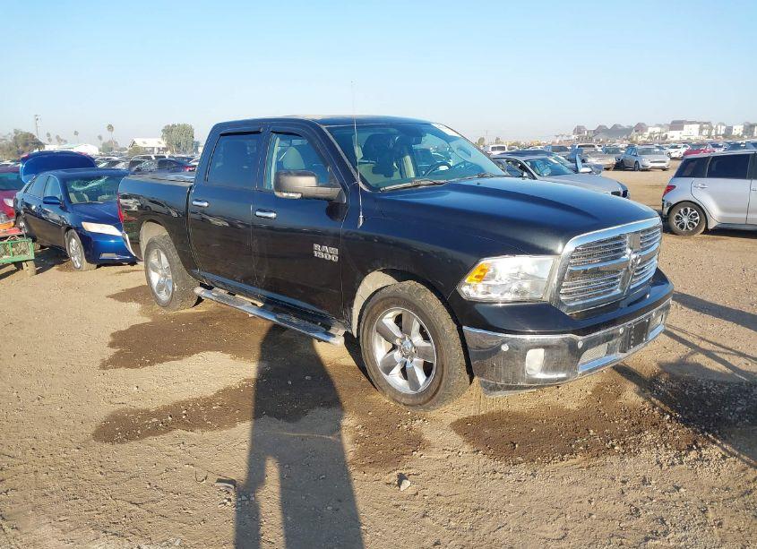 2018 Ram 1500 BIG HORN 4X2 5'7 BOX (VIN 1C6RR6LG6JS112596) main photo