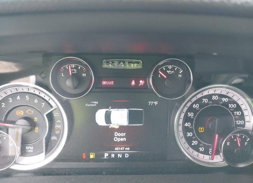 Photo 7 of 2022 Ram 1500 CLASSIC SLT 4X2 5'7 BOX (VIN 1C6RR6LG7NS235006)