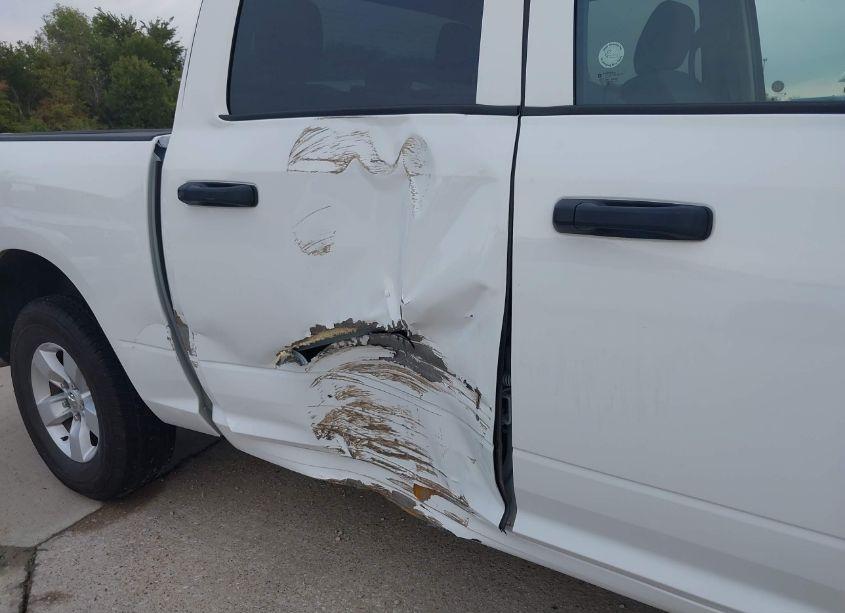 Photo 12 of 2023 Ram 1500 CLASSIC SLT 4X2 5'7 BOX (VIN 1C6RR6LG7PS518573)