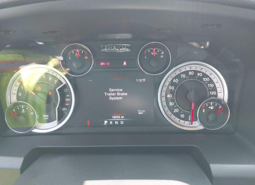 Photo 7 of 2023 Ram 1500 CLASSIC SLT 4X2 5'7 BOX (VIN 1C6RR6LG7PS579485)