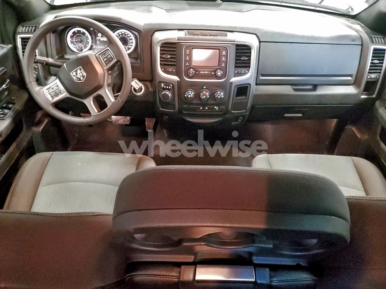 Photo 8 of 2024 RAM 1500 CLASSIC SLT (VIN 1C6RR6LG7RS142329)