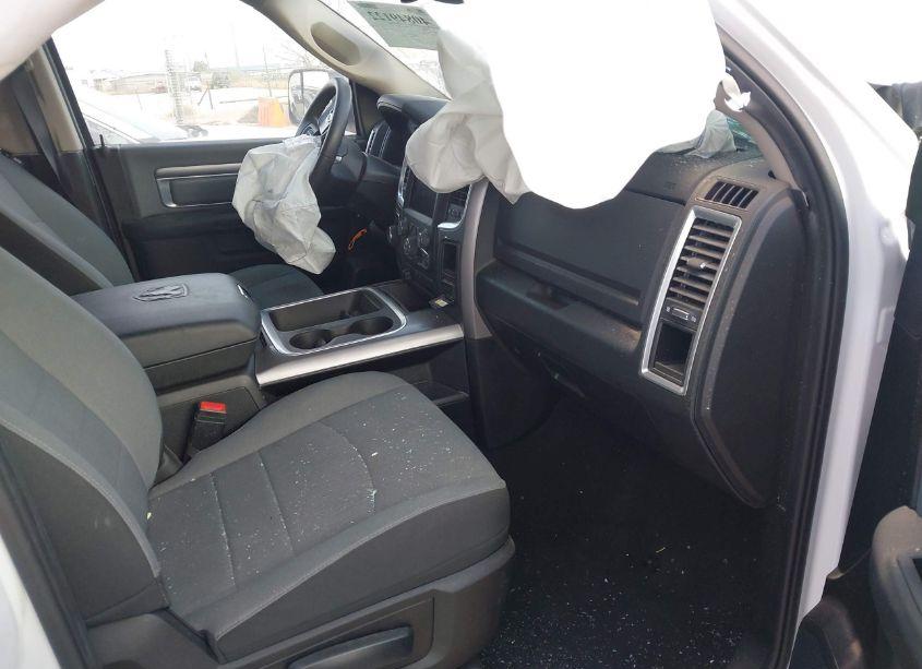 Photo 5 of 2023 Ram 1500 CLASSIC SLT 4X2 5'7 BOX (VIN 1C6RR6LG8PS522776)