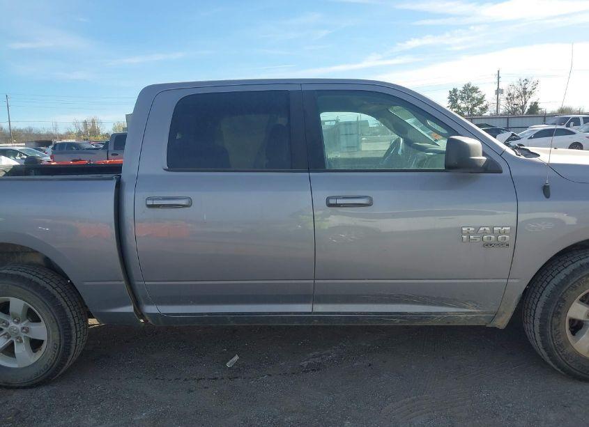 Photo 13 of 2021 Ram 1500 CLASSIC SLT 4X2 5'7 BOX (VIN 1C6RR6LG9MS533801)